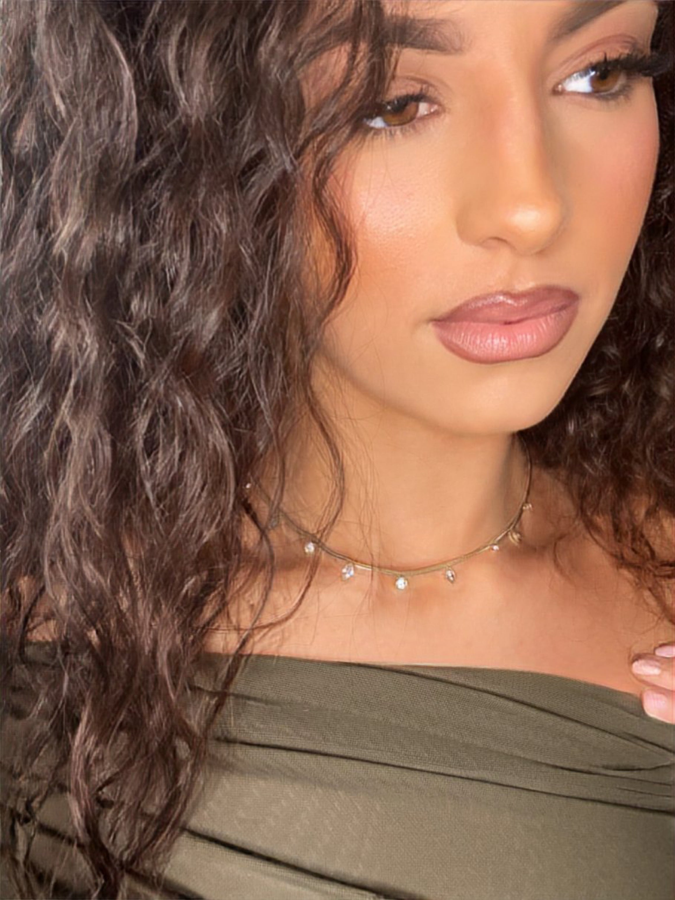 Collier inaya